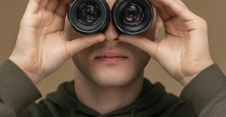 sergey-sokolov-V2PxgXAQAvI-unsplash